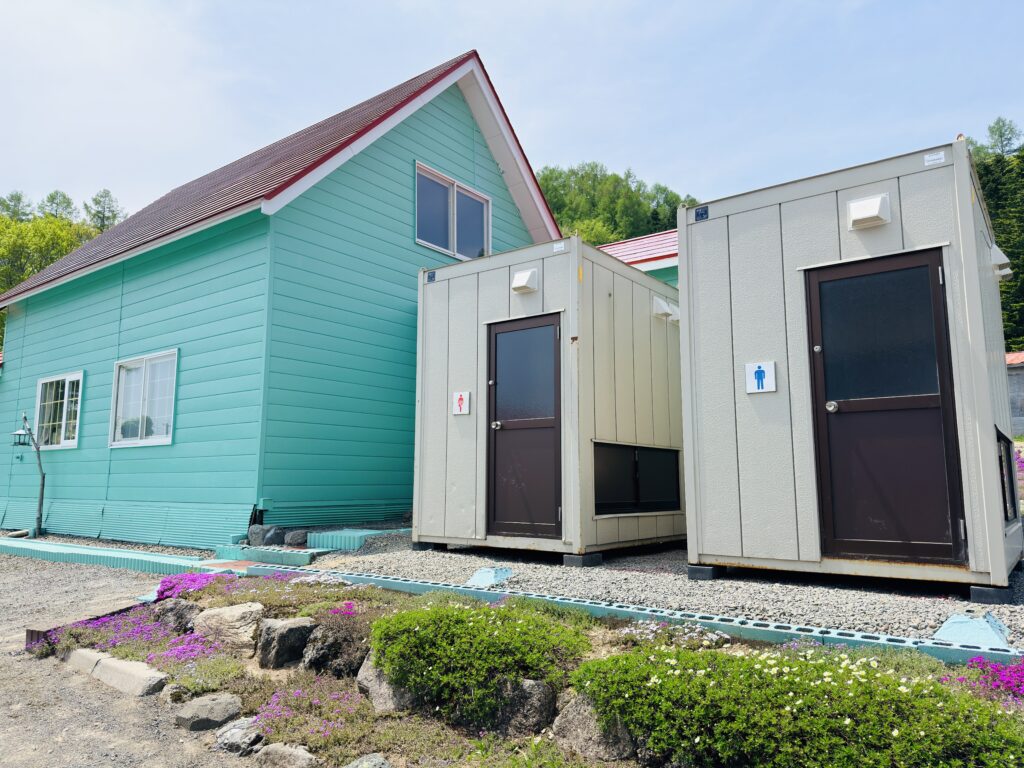 三島さんの芝桜の近くにあるトイレの場所