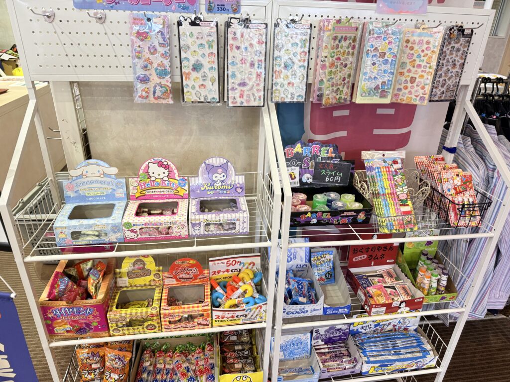 幽泉閣の子供が喜ぶ。駄菓子コーナー。