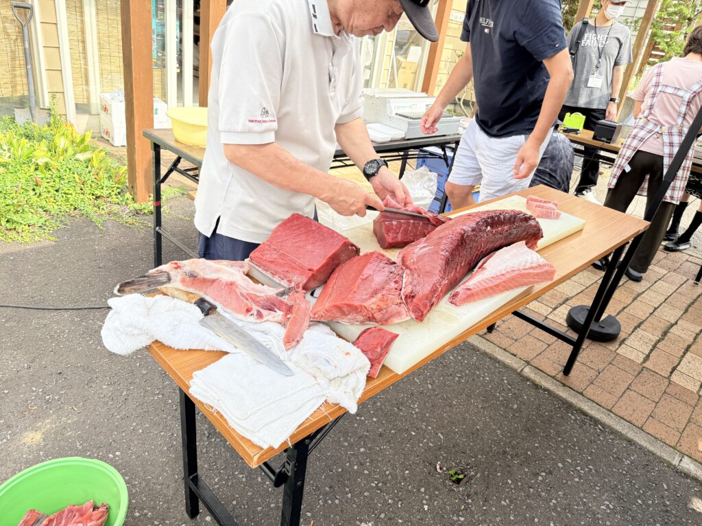 Fresh tuna cuts after the live tuna cutting show